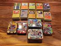 1300 cartas Pokémon e caixas de metal