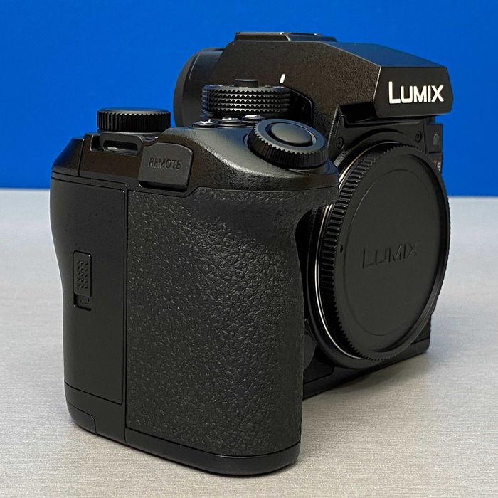 Panasonic Lumix S1 IIE (24.2MP) + 24-105mm f/4 Macro O.I.S. | NOVA