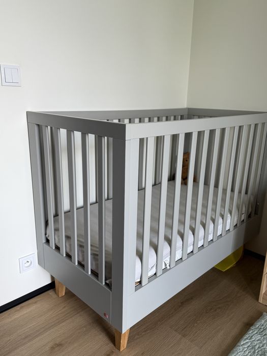 Łóżeczko dziecięce VOX Lounge 60x120 z materacem