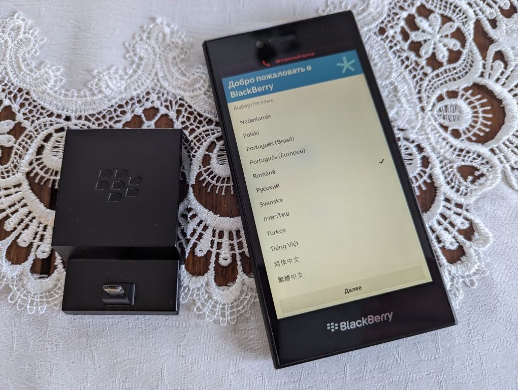 BlackBarry Leap 10 + Док Станція/ читаєм опис