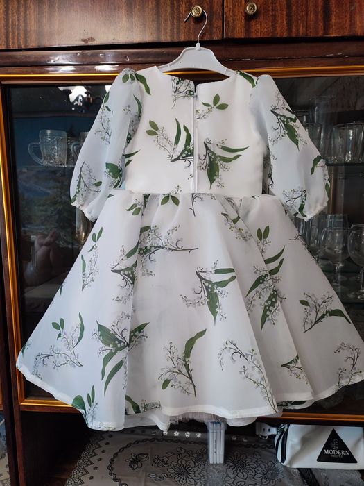 Сукні для дівчинки 5 років