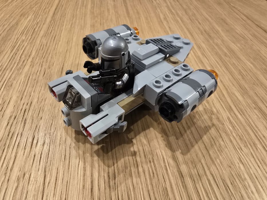 LEGO Star Wars 75321 – The Razor Crest Microfighter