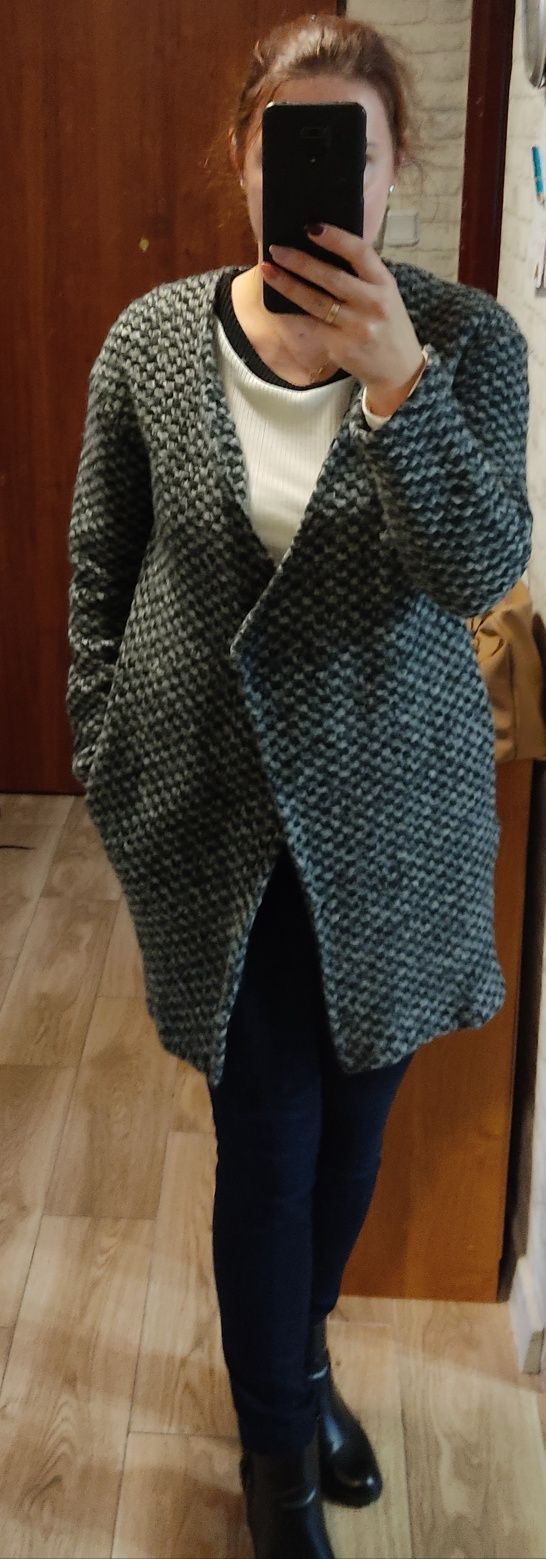 Ciepły gruby sweter płaszcz Reserved r. L 40