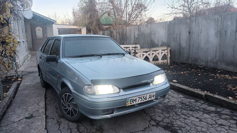Строчно продам ваз 2115 2008года