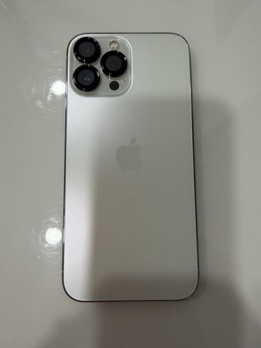 Продам 13 про макс 128