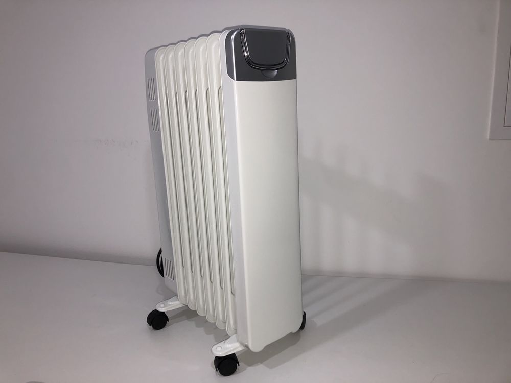 Aquecedor a Óleo 1500W 220V Essential Equation