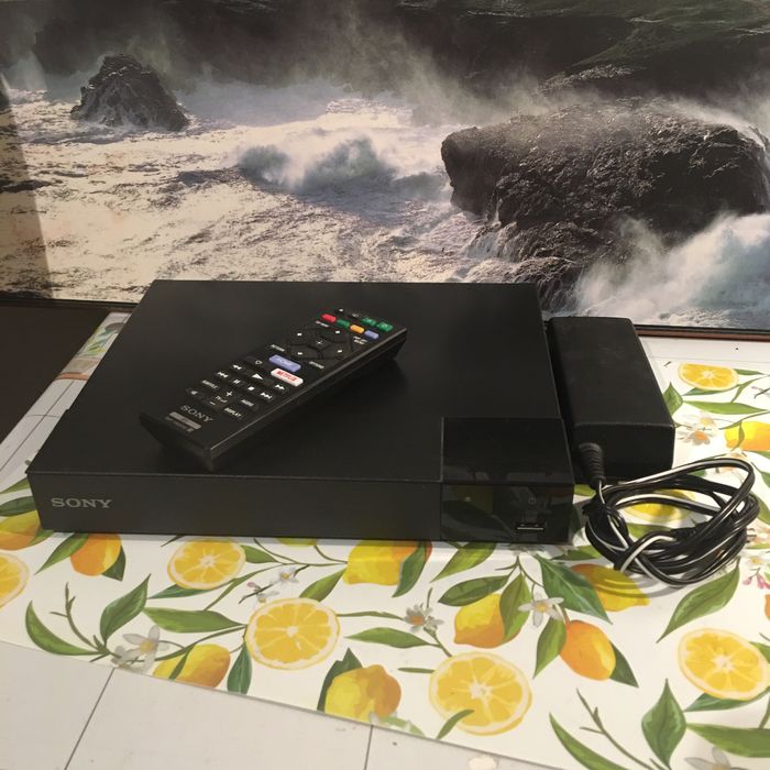 Odtwarzacz bluray sony BDP S-1700