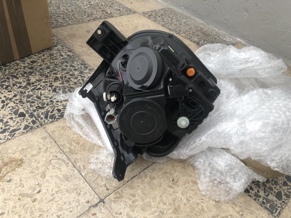 Farol nissan juke