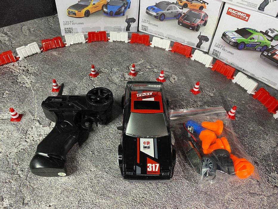 Дрифт машинка Toyota AE86 на радиоуправлении Черно-Красная