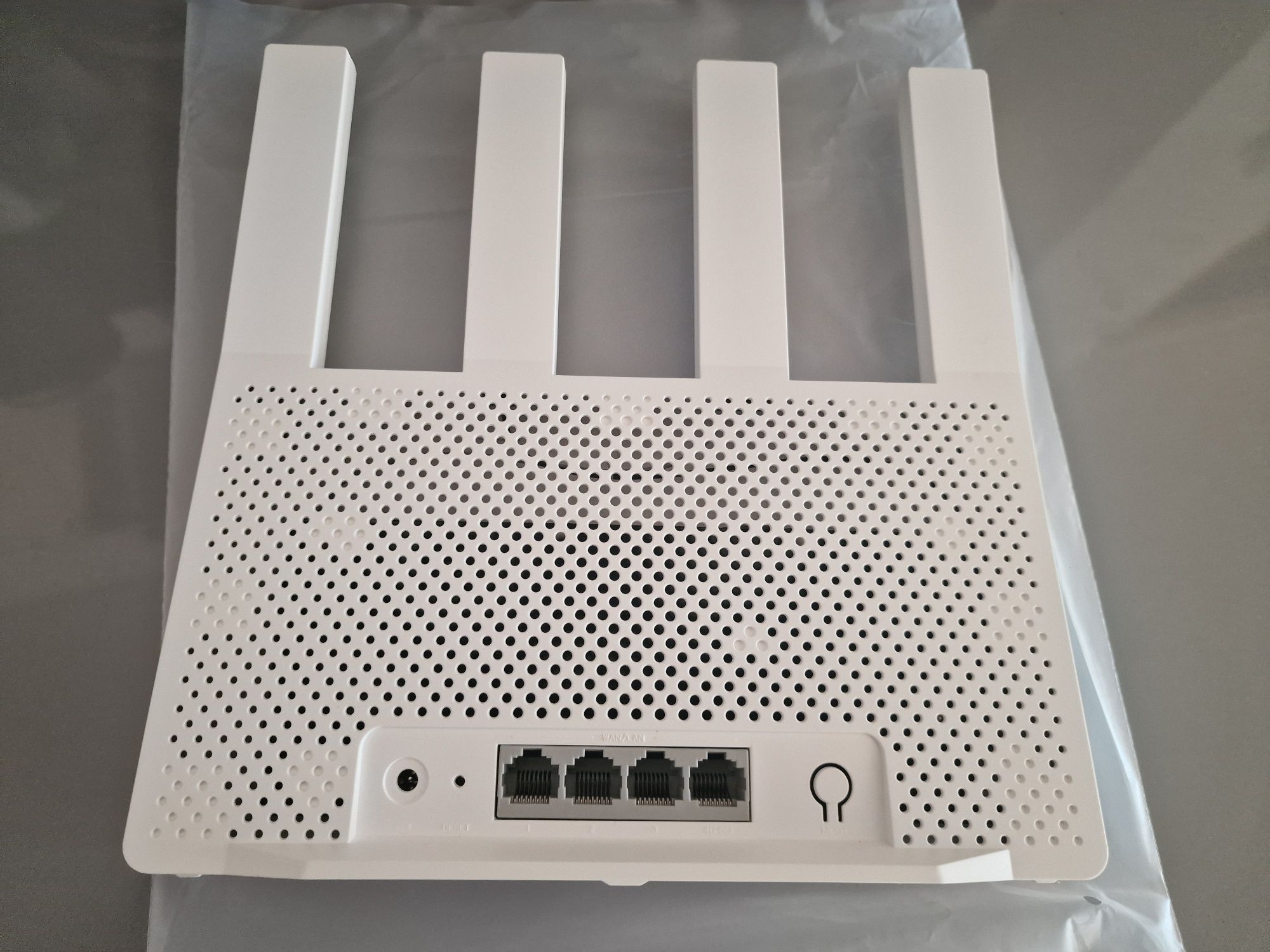 Router Xiaomi BE3600. Novo