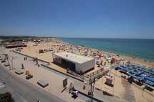 Armação de Pêra T2 Frente á Praia com garagem