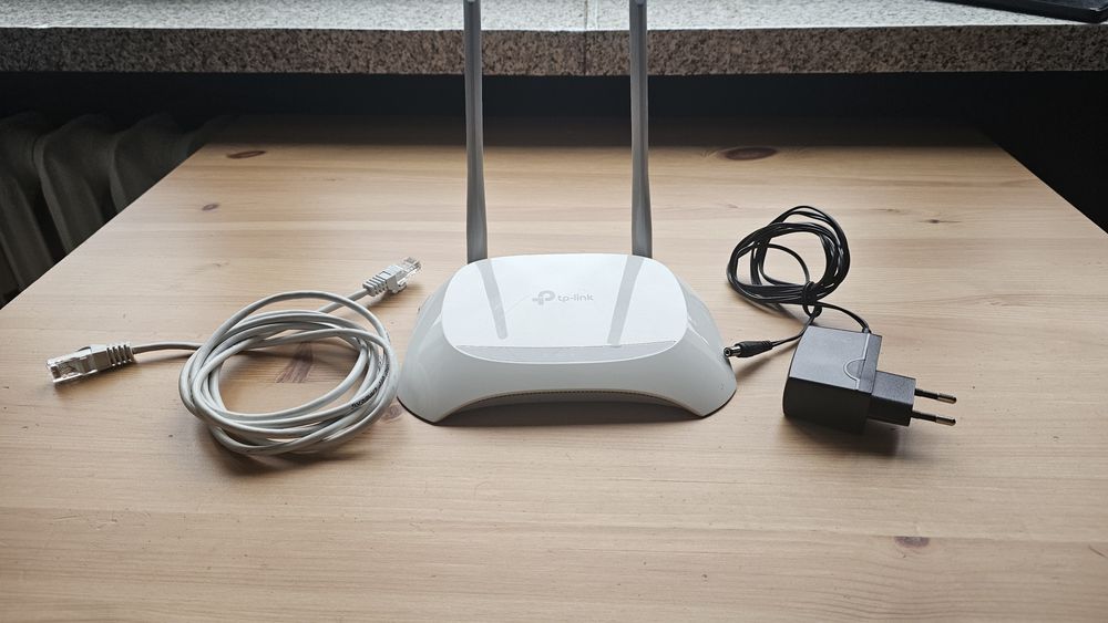 Router Tp-link model TL-WR840N