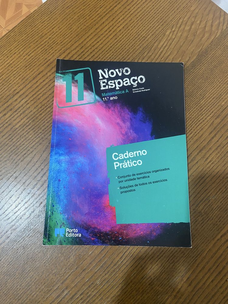 Manuais e caderno de atividades Matemática A 11 ano