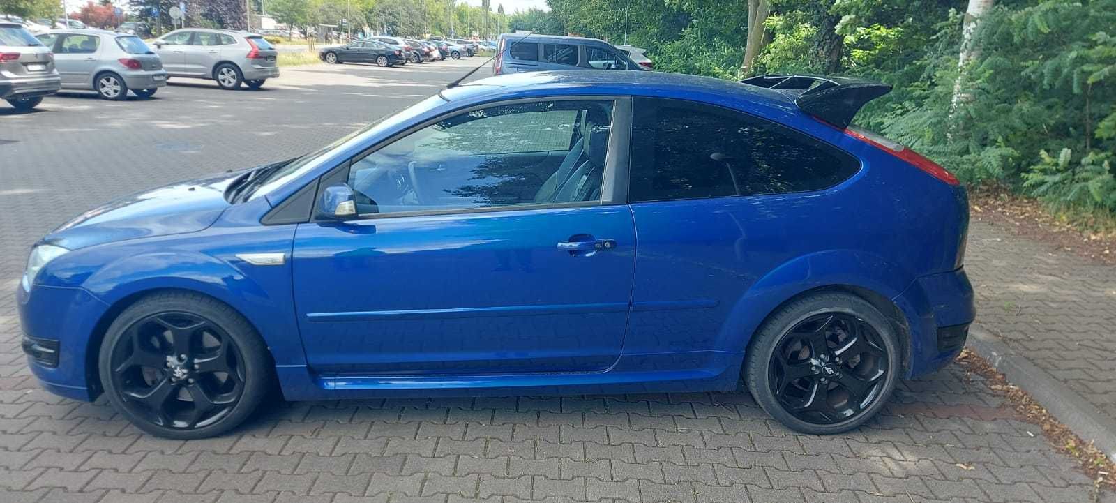ST ! 225 KM !!!  Recaro ! Petarda!!!