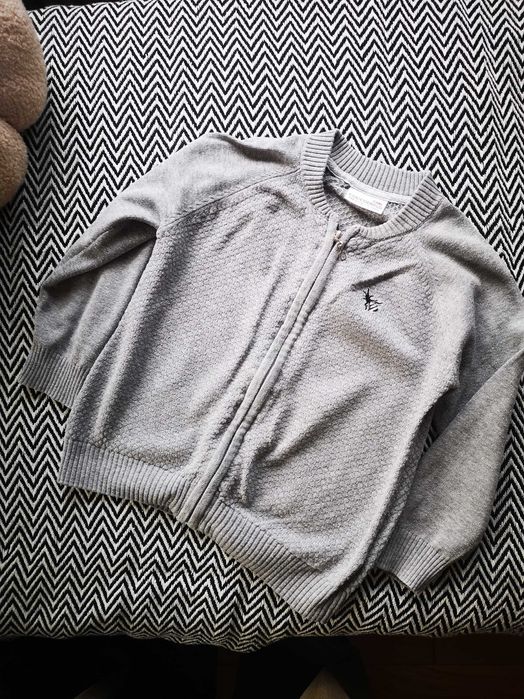 Coccodrillo szary rozpinany sweter mucha 104 cm 4 lata