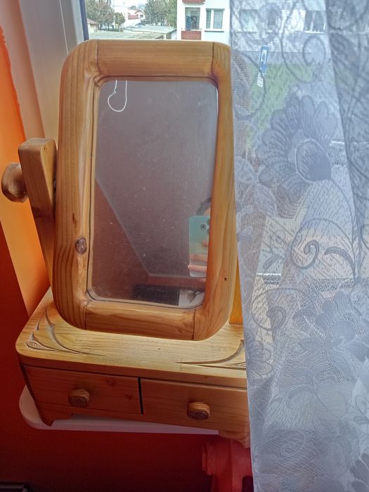 Toaletka drewniana ręcznie robiona