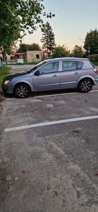 Opel Astra H  1.4 benzyna