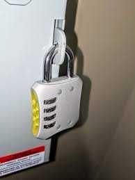 Кодовый замок Master Lock 653D