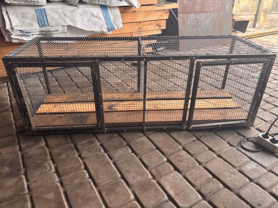 Клітка для птиці або кроликів