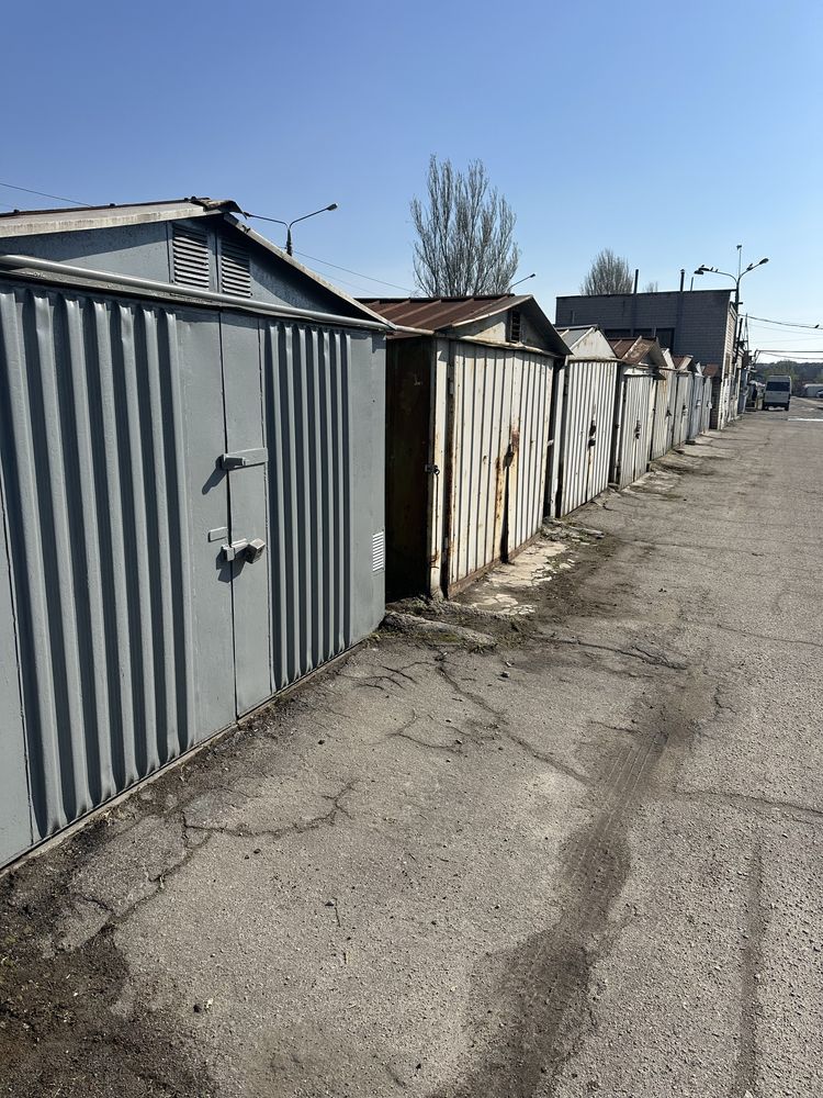 Гараж ГК Фронтовик улиця Василя Стуса Хортицкой р-н