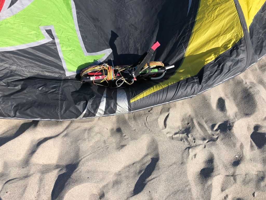 Kite Advance com barra 7 Metros em muito bom estado