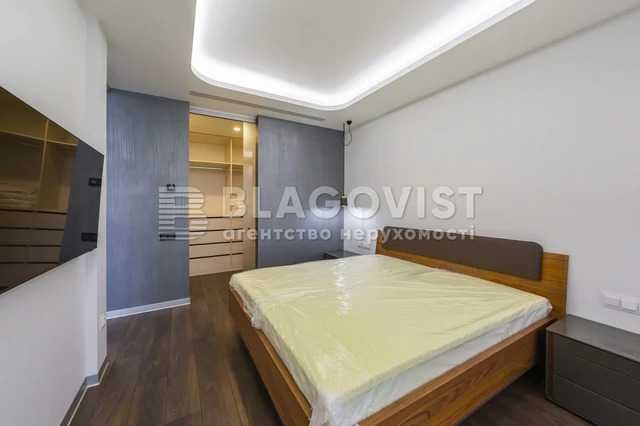 Продам квартиру Кловський узвіз,7а   94 кв.м ст.м"Кловська"-5 хв.пішки