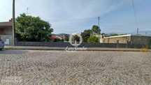 Terreno para moradia de 304m2 em Aves, Sto. Tirso
