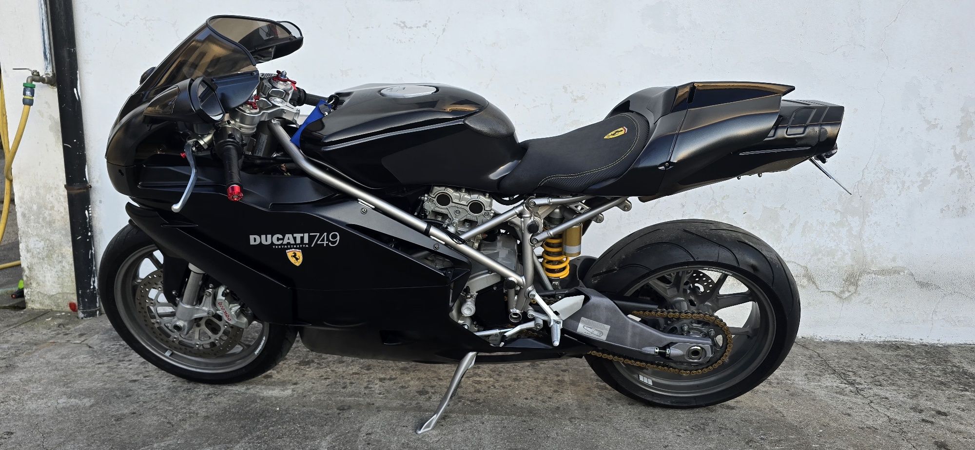 Ducati 749s dark edition