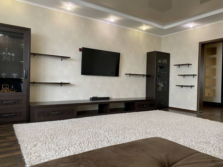 Рів'єра Трьохкімнатна квартира