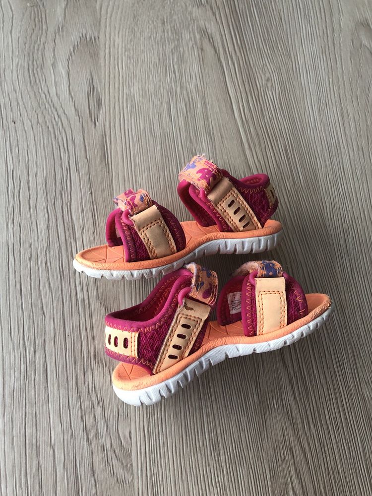 Сандали босоножки Clarks