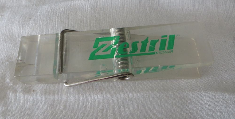 Porta Lápis em arame, armação metal + mola grande