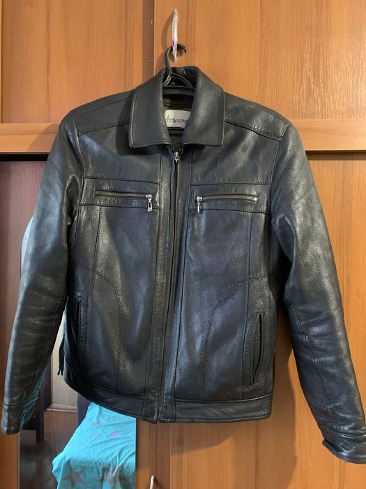 Продам чоловічу Зимову шкіряну КУРТКУ