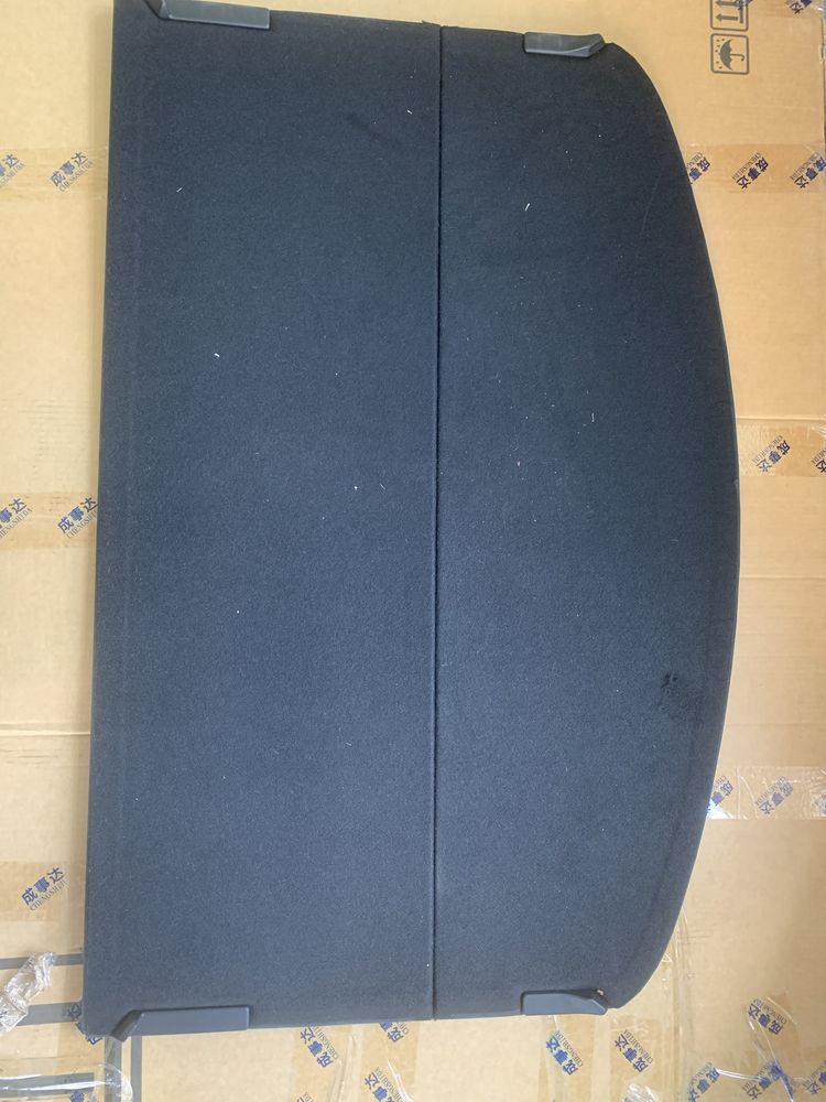 Полка верхня багажника шторка Tesla Model S 2022+ plaid