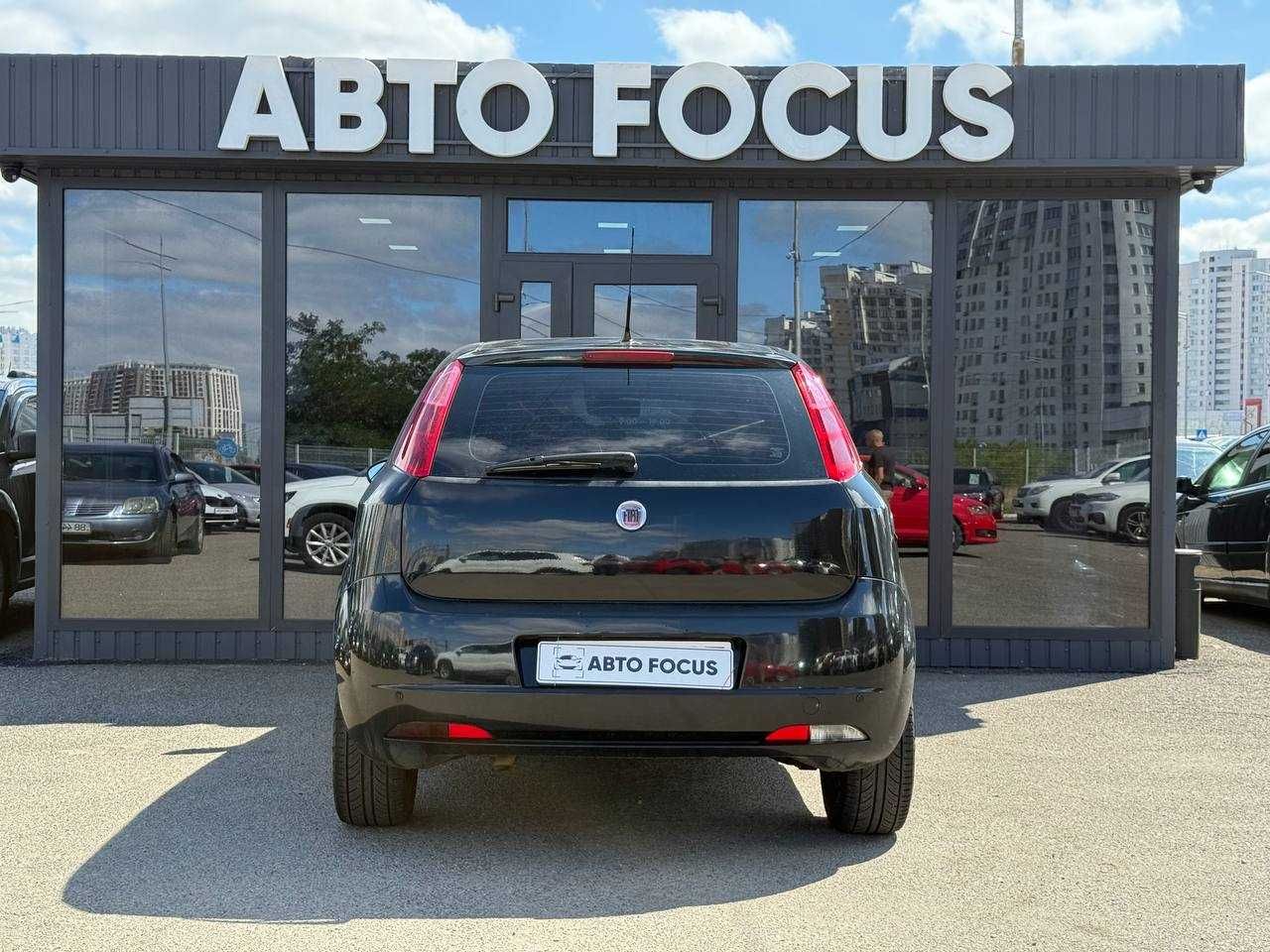 Fiat Grande Punto 2008 1.4 Бензин АКПП Обмін / Лізинг