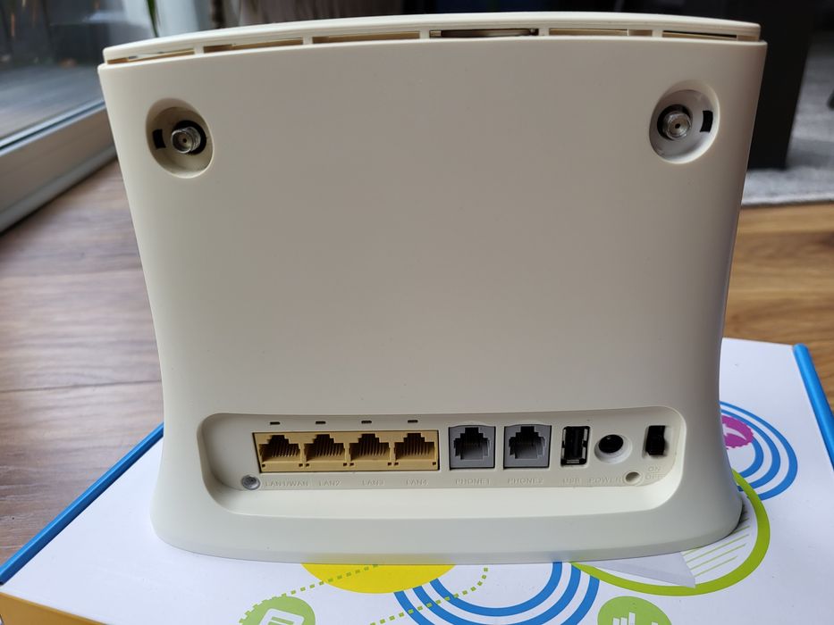 Router LTE ZTE MF283+ z antenami i zasilaczem – kompletny zestaw,
