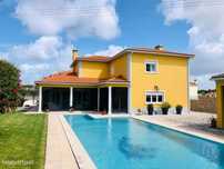 Casa / Villa T5 em Silveira de 285,00 m2