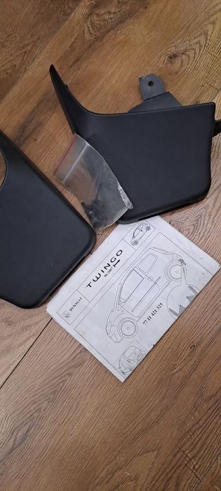 Oryginalne chlapacze tył Renault  - Twingo 2 gen. przed lift lift