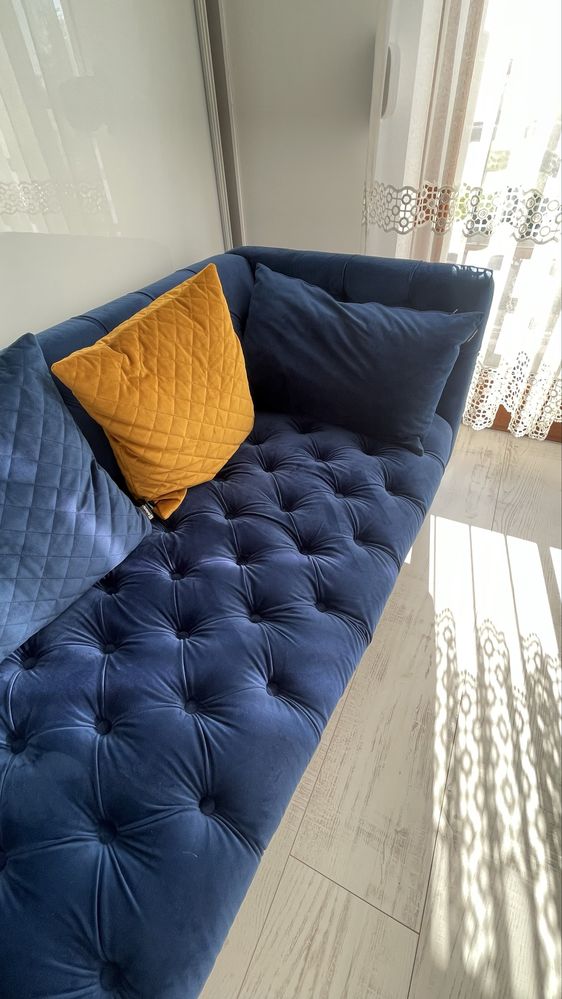 Sofa velvet z poduszkami