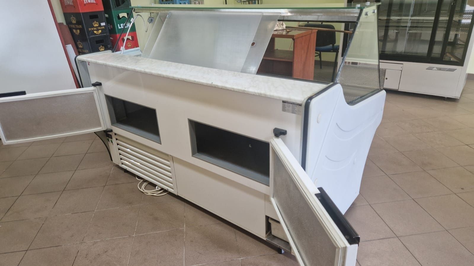 Lada witryna chłodnicza COLD 180 cm