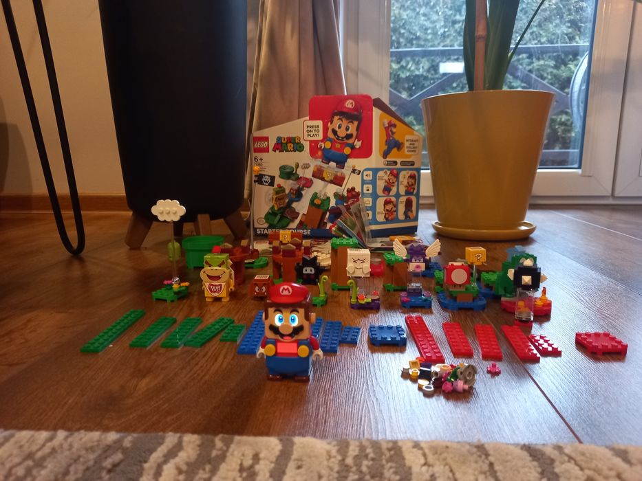 Lego Mario zestaw startowy + 5 figurek