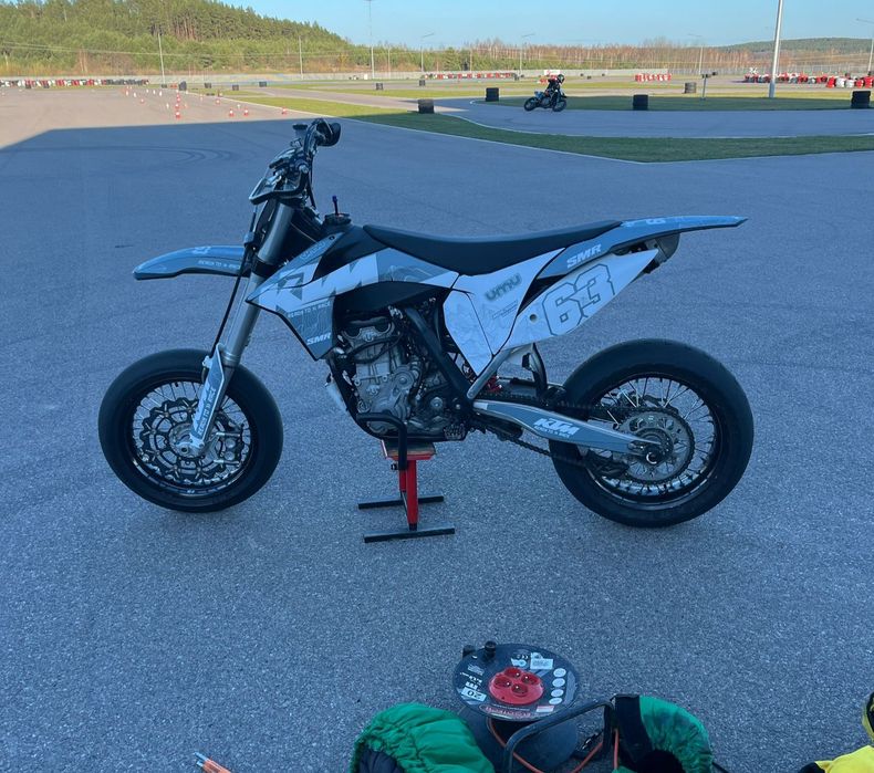 KTM SMR 450ccm 2012 rok supermoto