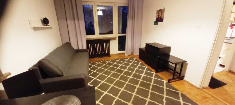 1 pokojowe mieszkanie z widną i oddzielną kuchnią, balkonem