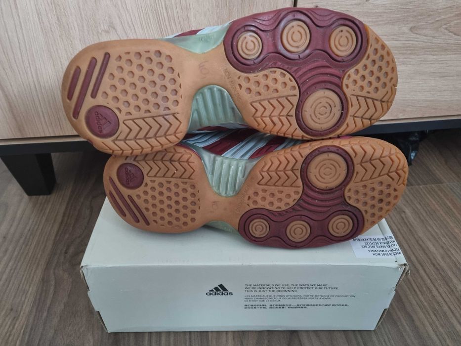 Buty Adidas Stabil 5