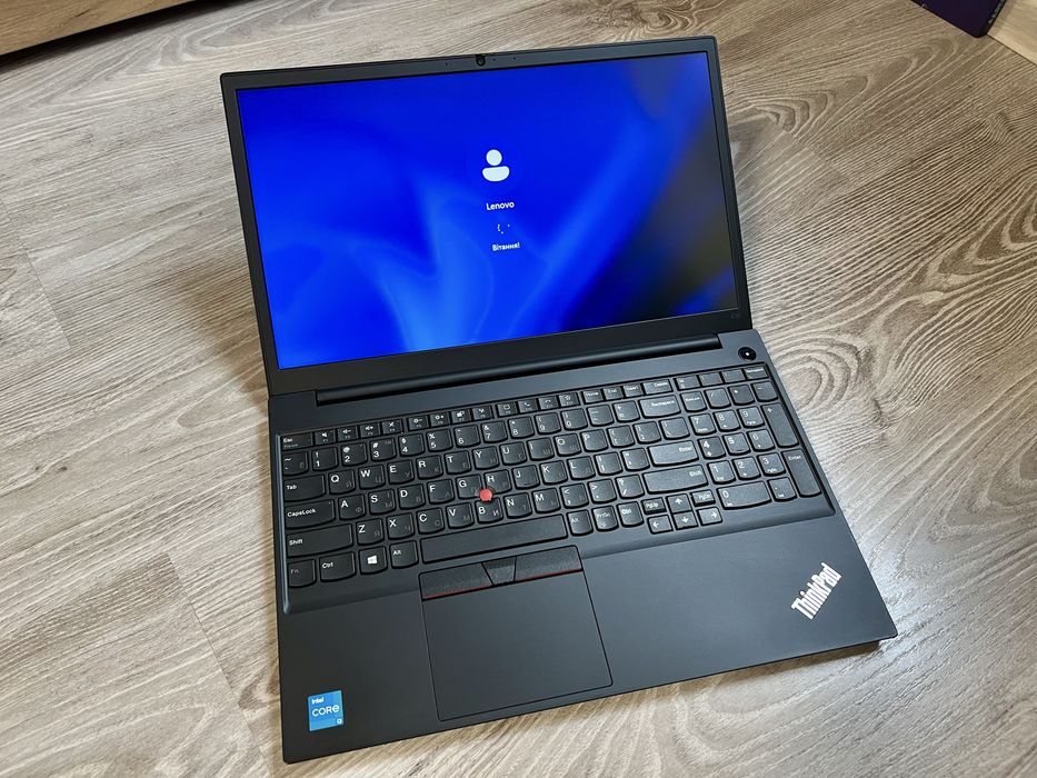 Lenovo ThinkPad E15 Core I3/16Gb/256Gb/IntelUHD/15.6/Як новий