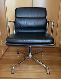 Cadeiras Charles & Ray Eames