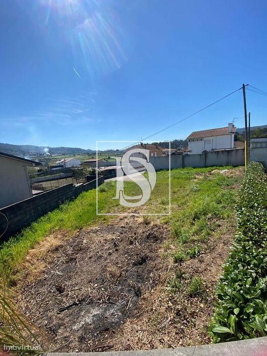 Terreno para Construção à Venda em Airó – Barcelos | 459m² |