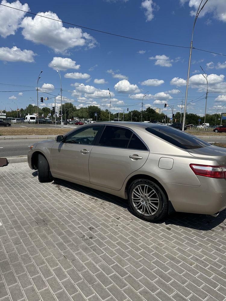 Toyota camry 40  3,5 2006 рік ідеальний стан