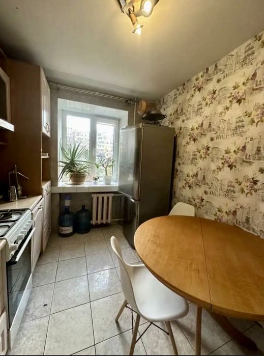 Срочно ! Продам 4к квартиру Победа 5 Петра Дорошенко