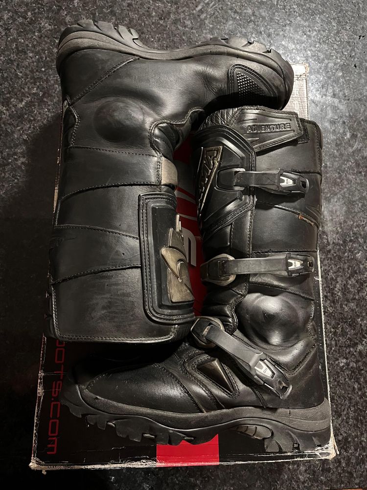 Botas Forma Adventure tamanho 42