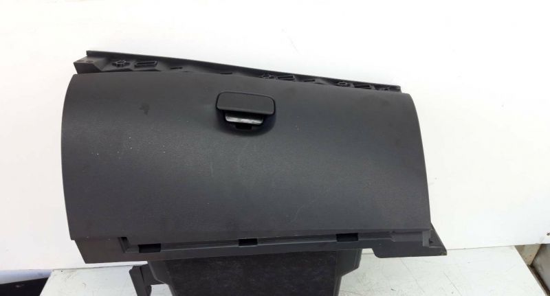 Porta Luvas Renault Megane Iii Hatchback (Bz0/1_)